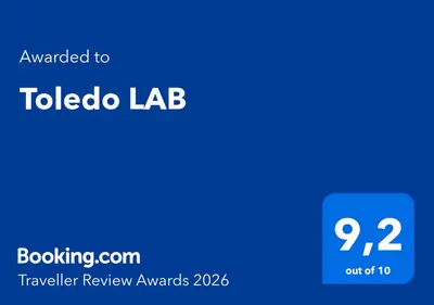 Certificato, attestato, insegna o altro documento esposto da Toledo LAB