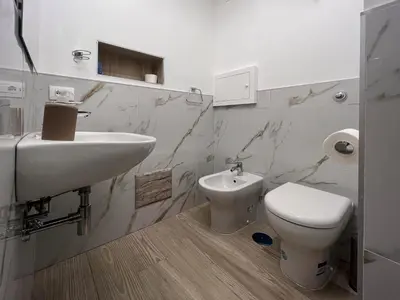 Bagno di Corso Vittorio Emanuele 110c