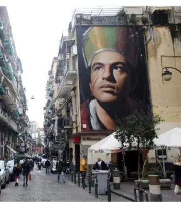 Ospiti di Napoli cento storico2