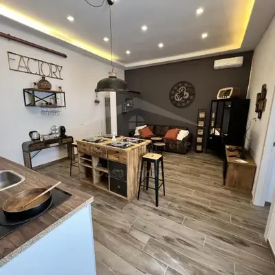 MAISON CANTONE