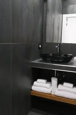 Bagno di AROMA Apartment and b&b, Maschio Angioino