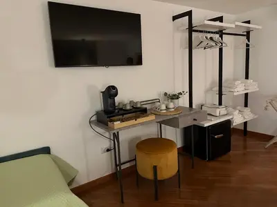 TV o dispositivi per l'intrattenimento presso Two Rooms Chiaia 37
