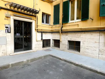 Facciata o entrata di Appartamento Salotto Vomero 7