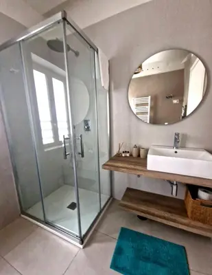 Bagno di Olivella21 Luxury Apartment Montesanto