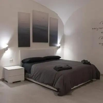 Dietro al Plebiscito luxury suite
