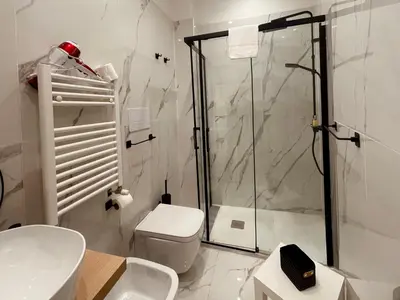 Bagno di La Suite di Dante Napoli