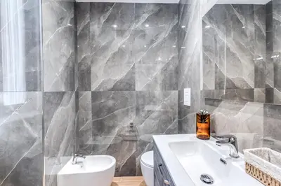 Bagno di Domus Partenopea