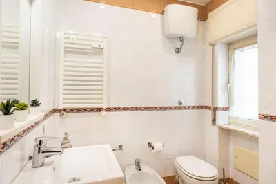 Bagno di Alla scoperta del Vomero