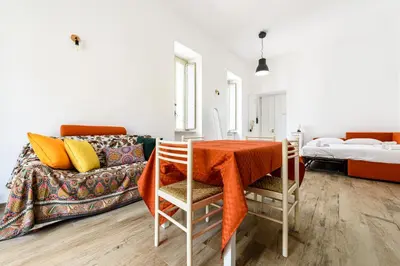 Letto o letti in una camera di Via Morghen 63 - Primo piano