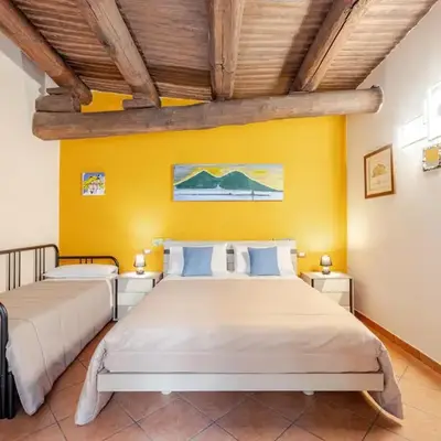 Casa Albertino-in the heart of Naples