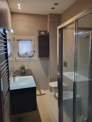 Bagno di La casa di Andrew