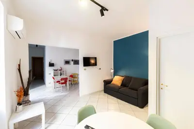 TV o dispositivi per l'intrattenimento presso Vico Piazza Nuova 1