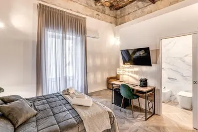 TV o dispositivi per l'intrattenimento presso Boutique Quartieri Spagnoli