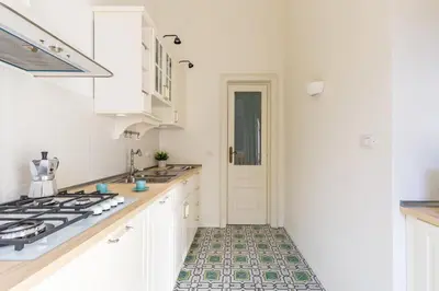 Cucina o angolo cottura di Santa Lucia Apartment by Wonderful Italy