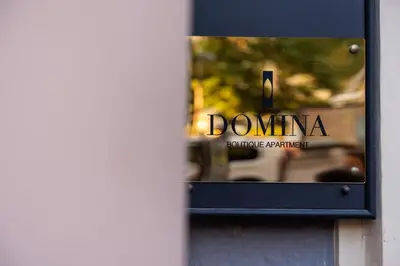 Certificato, attestato, insegna o altro documento esposto da Domina-Boutique Apartment