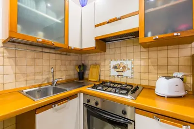 Cucina o angolo cottura di Tolentino Studio Flat by Napoliapartments
