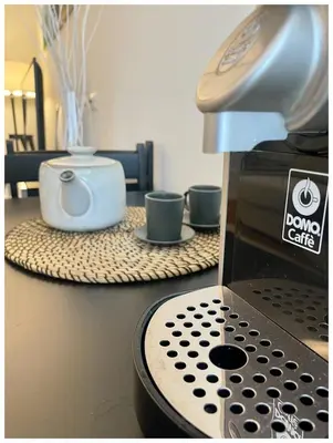 Set per la preparazione di tè e caffè presso Aurelia's Suite Napoli