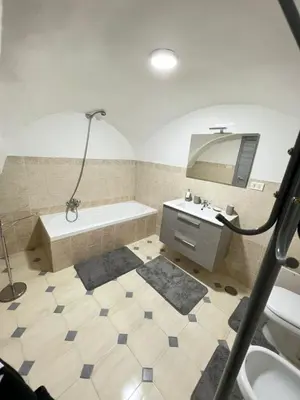 Bagno di Niko house