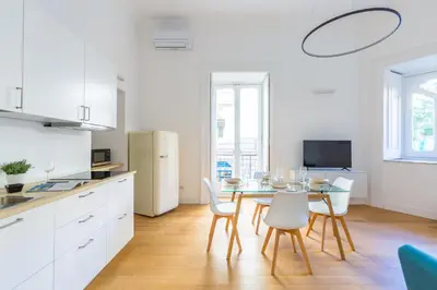 Cucina o angolo cottura di Piazza Amedeo Stylish Apartment by Wonderful Italy