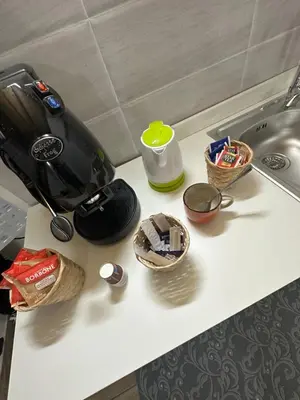 Set per la preparazione di tè e caffè presso Aurora House