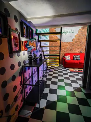 Area soggiorno di MOMAROOMS