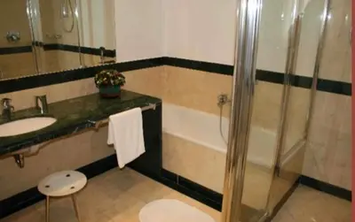 Bagno di Residence gli Angioini srl