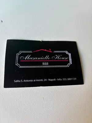 Certificato, attestato, insegna o altro documento esposto da Masaniellohouse