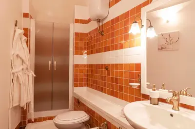 Bagno di Rifugio romantico a Napoli