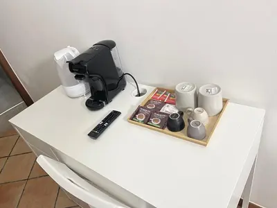 Set per la preparazione di tè e caffè presso House Caracciolo by Loveinthetravel