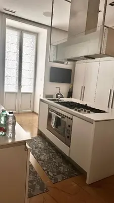 Cucina o angolo cottura di Luxury House With Parking