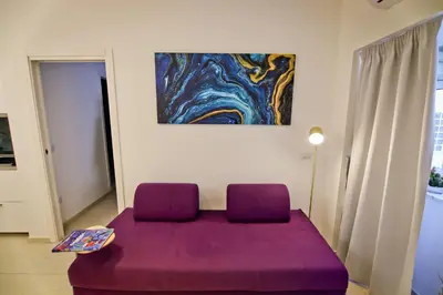 Area soggiorno di Bovio 33 Napoli art apartment