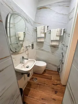Bagno di Domus Miraculi: Casa storica nel cuore di Napoli