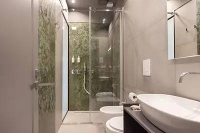 Bagno di Three Rooms Toledo
