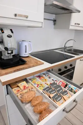 Cucina o angolo cottura di Chiaia Chic House