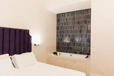 Bagno di Residenza Umberto I