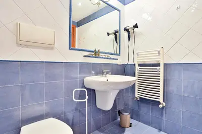 Bagno di GuestHost - Chiaia Sea View Gem