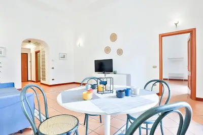 TV o dispositivi per l'intrattenimento presso GuestHost - Chiaia Sea View Gem
