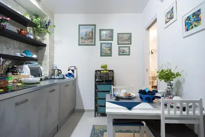 Cucina o angolo cottura di SOFIA HOUSE living in the heart of Naples