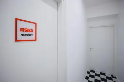 Certificato, attestato, insegna o altro documento esposto da Napoli Games Apartments by Dimorra