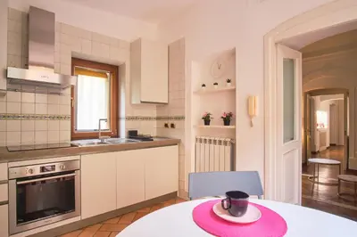 Cucina o angolo cottura di Pink Star Napoli Luxury Apartment