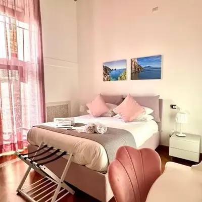 Pink Star Napoli Luxury Apartment