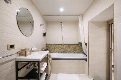 Bagno di Appartamento Suarez Vomero