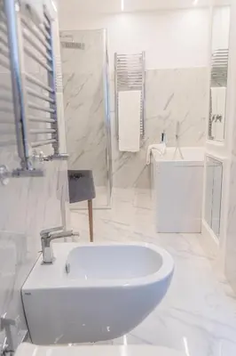 Bagno di Suite d'élite Chiaia