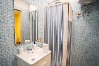 Bagno di Casa De Curtis