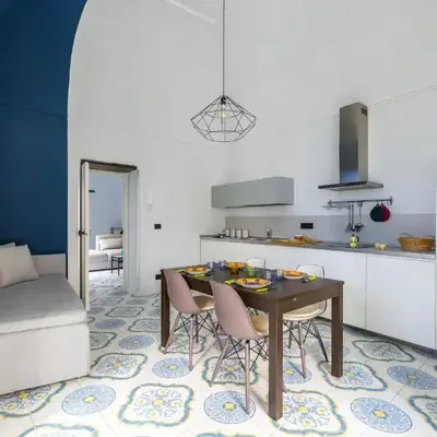 Leticia's Apartment by Wonderful Italy