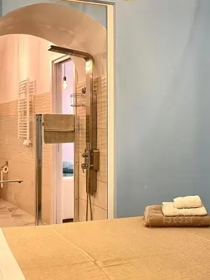 Bagno di Carlo di Borbone Apartments - Napoli Chiaia