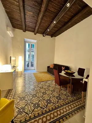 Area soggiorno di Toledo Maisonnette Napoli