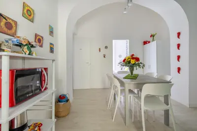 TV o dispositivi per l'intrattenimento presso Salotto Napoletano Minù
