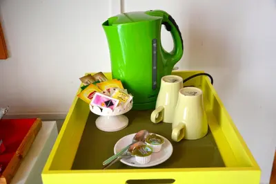 Set per la preparazione di tè e caffè presso B&B Tecla