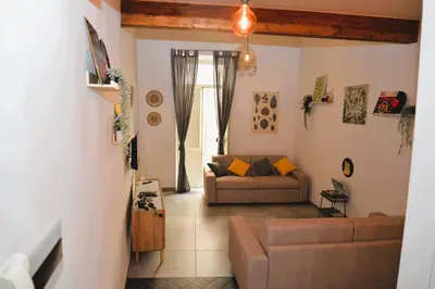 Area soggiorno di Vinyls' Green Home - Toledo Centro Storico